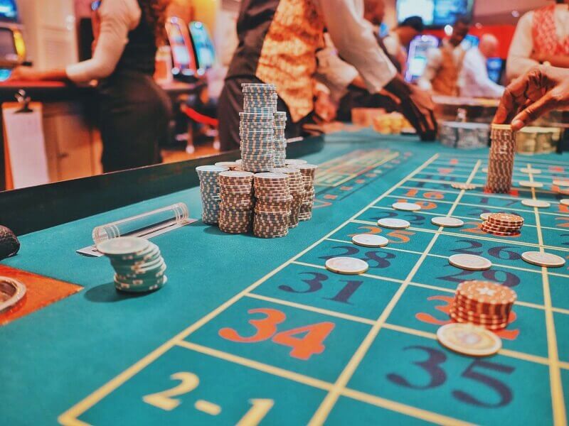 Understanding The Etiquette And Rules In High-End Casinos
